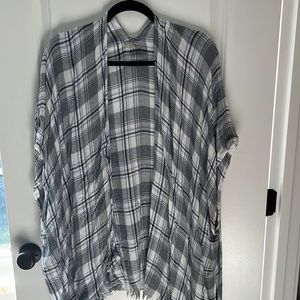 Loft women’s shawl plaid size small
